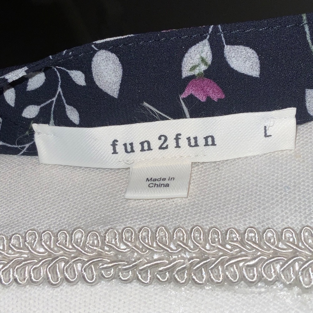 Fun 2 Fun Womens Blouse Size L - Picture 5 of 6